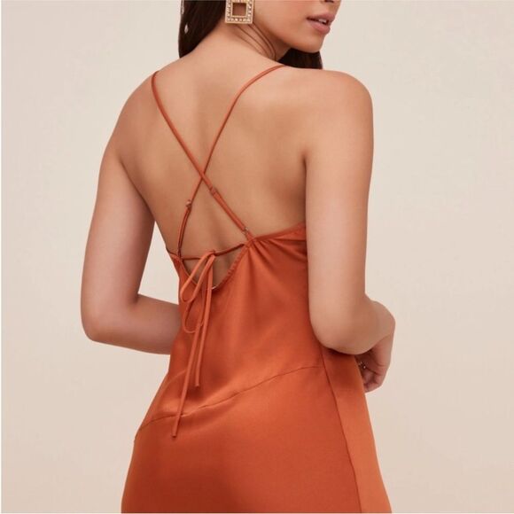 ASTR The Label NWT Gaia Cowl Neck Midi Dress in Burnt Orange Size XS - Picture 3 of 8